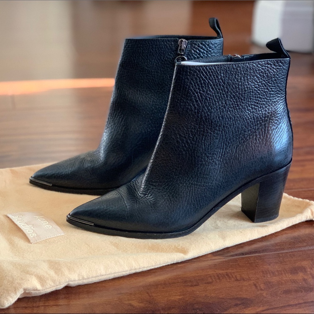 Acne Studios Loma Pointed Ankle Boots 38